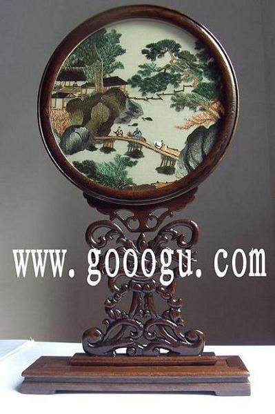 風(fēng)景刺繡臺(tái)屏 蘇繡工藝品 中國(guó)刺繡
